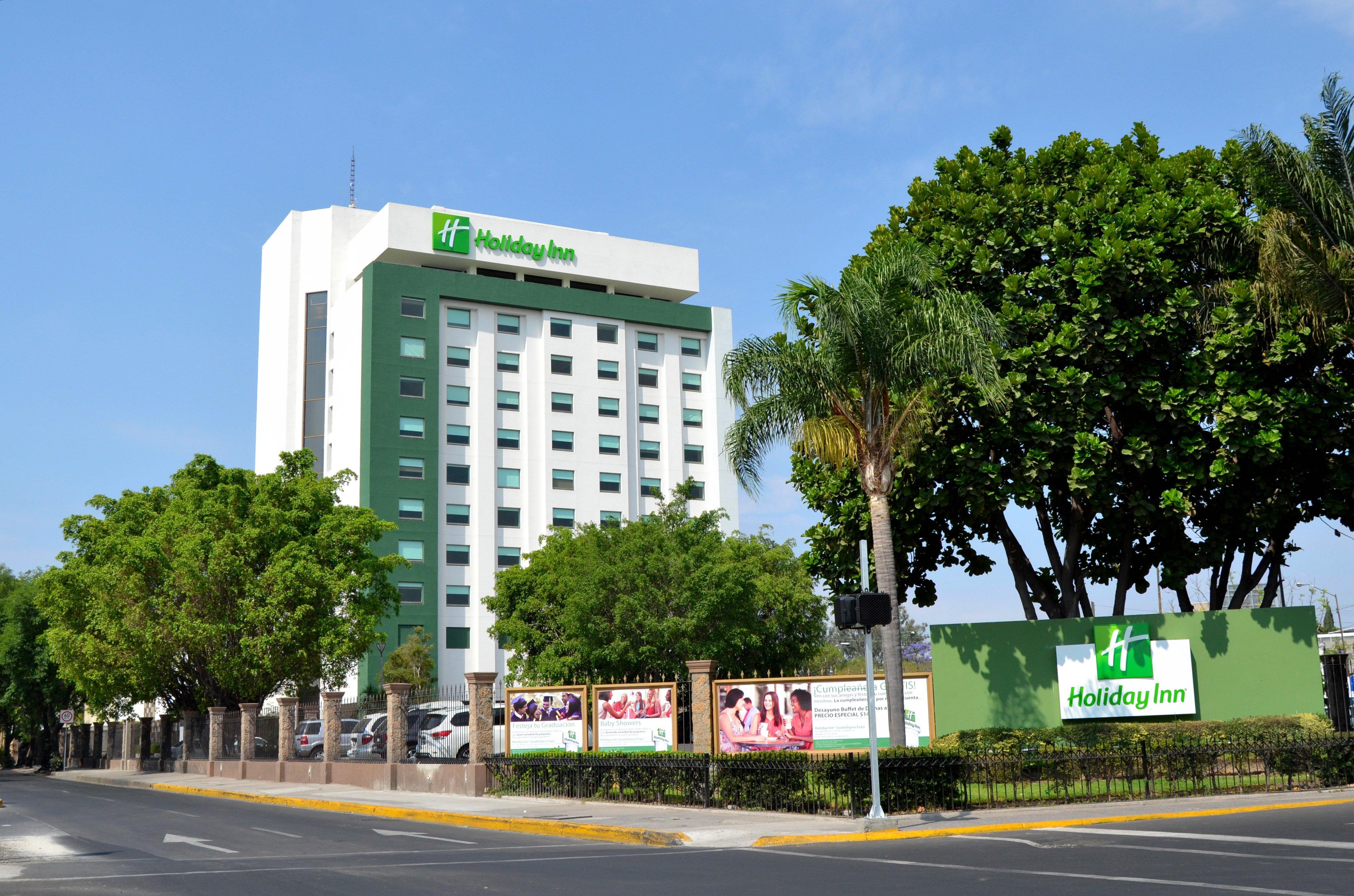 فندق غوادالاجارافي  هوليداي إن جوادالاجارا إكزبو المظهر الخارجي الصورة